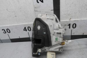 Изображение товара 104681 - 00104681 zamok dveri zadnej levoj 1