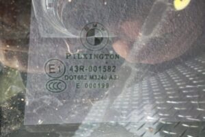 Изображение товара 104697 - 00104697 steklo dveri zadnej levoj 2