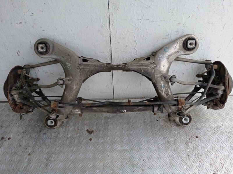 Изображение товара 104851 - 00104851 balka zadnyaya Ford Escape