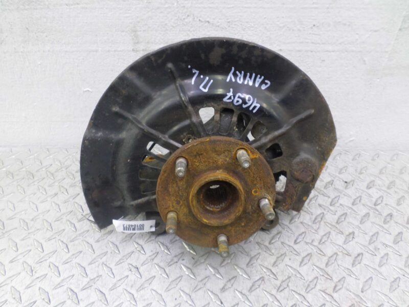 Изображение товара 104873 - 00104873 kulak povorotnyj levyj Subaru Legacy