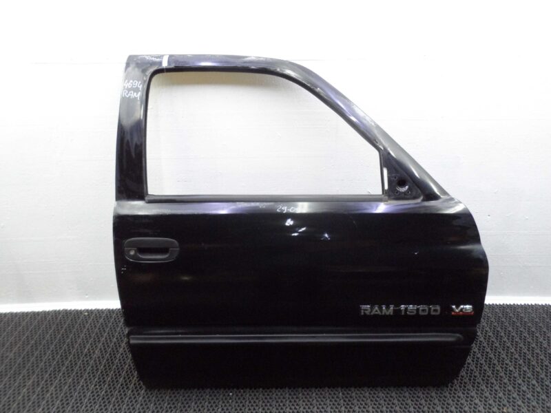 Изображение товара 105206 - 00105206 dver perednyaya pravaya