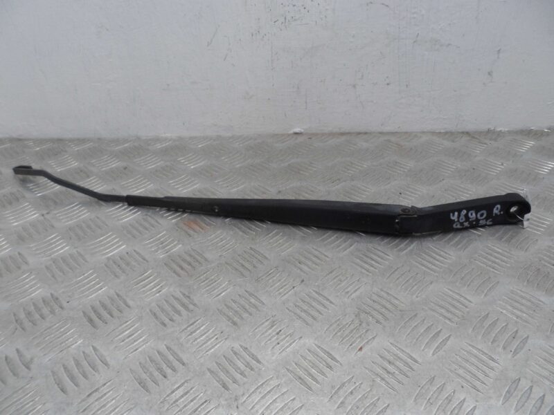 Изображение товара 105297 - 00105297 povodok stekloochistitelya SAAB 9 3