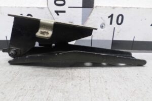 Изображение товара 105336 - 00105336 petlya kapota levaya Pontiac Vibe