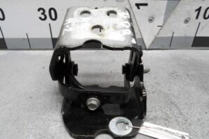 Изображение товара 105386 - 00105386 petlya dveri zadnyaya Toyota Venza 1