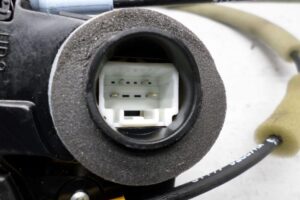 Изображение товара 105422 - 00105422 zamok dveri zadnej pravoj Subaru Legacy 1