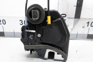 Изображение товара 105422 - 00105422 zamok dveri zadnej pravoj Subaru Legacy