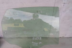 Изображение товара 105482 - 00105482 steklo dveri zadnej pravoj Dodge Nitro