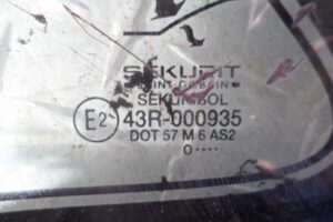 Изображение товара 105622 - 00105622 steklo kuzovnoe levoe 2