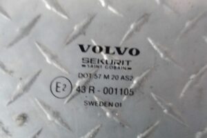 Изображение товара 105803 - 00105803 steklo dveri zadnej pravoj Volvo V40 2