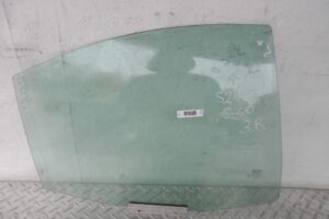 Изображение товара 105803 - 00105803 steklo dveri zadnej pravoj Volvo V40