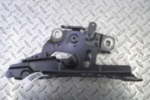 Изображение товара 105927 - 00105927 petlya kapota pravaya 