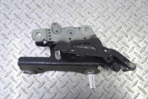 Изображение товара 105927 - 00105927 petlya kapota pravaya 2