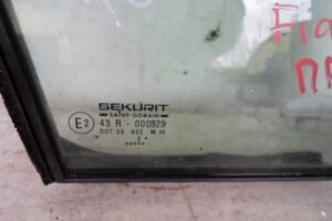 Изображение товара 105928 - 00105928 steklo dveri perednej pravoj Fiat Punto 2