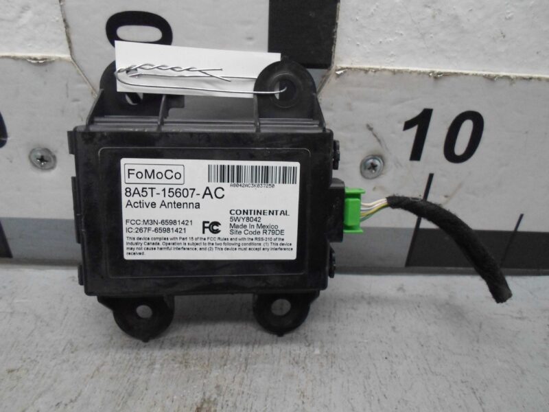 Изображение товара 105982 - 00105982 antenna Skoda Yeti