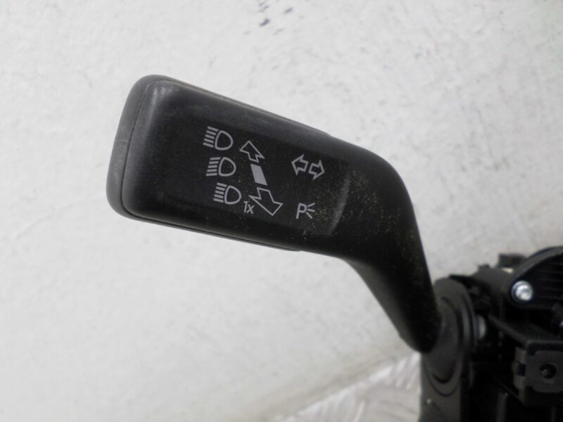 Изображение товара 106036 - 00106036 pereklyuchatel podrulevoj (strekoza) Volkswagen Lupo 1