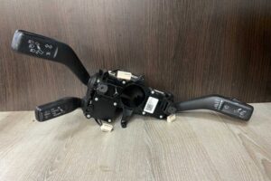 Изображение товара 106036 - 00106036 pereklyuchatel podrulevoj (strekoza) Volkswagen Lupo