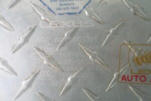 Изображение товара 106048 - 00106048 steklo dveri perednej pravoj Chevrolet Blazer 2