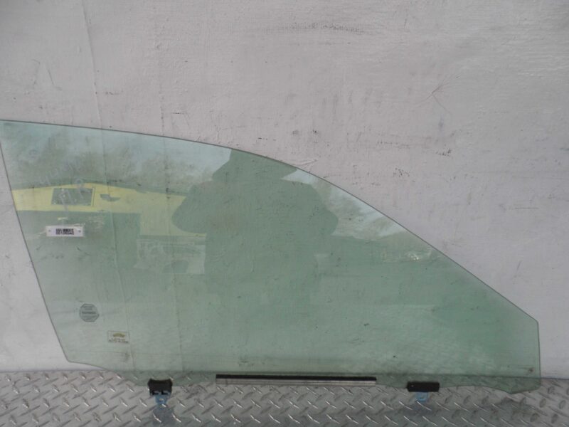 Изображение товара 106048 - 00106048 steklo dveri perednej pravoj Chevrolet Blazer