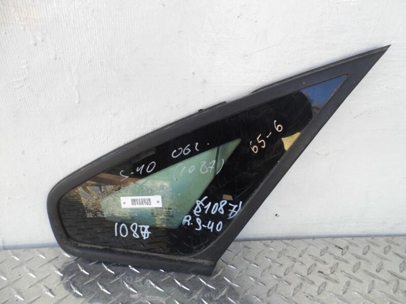 Изображение товара 106102 - 00106102 steklo kuzovnoe pravoe Volvo V70