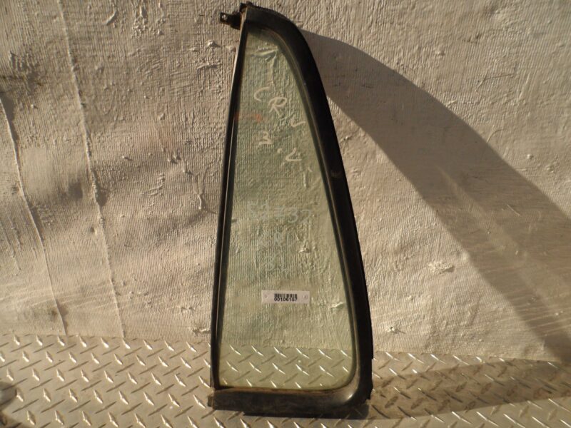 Изображение товара 106157 - 00106157 steklo dveri zadnej levoj Renault Duster