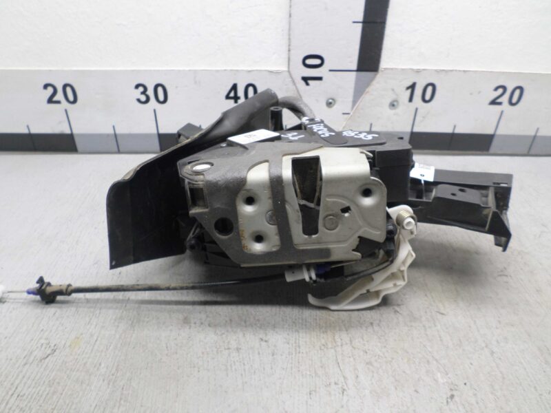 Изображение товара 106226 - 00106226 zamok dveri zadnej levoj