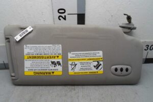 Изображение товара 106235 - 00106235 kozyrek solntsezaschitnyj Peugeot 306 1