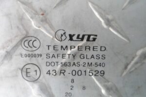 Изображение товара 106252 - 00106252 steklo dveri zadnej pravoj Volvo V50 2