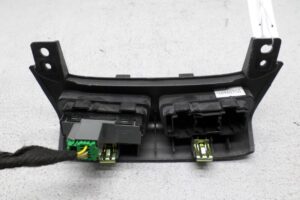 Изображение товара 106372 - 00106372 knopka salona Volvo V50 2