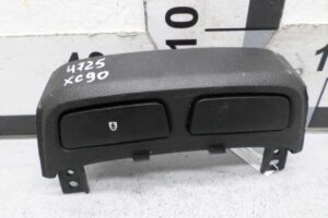 Изображение товара 106372 - 00106372 knopka salona Volvo V50