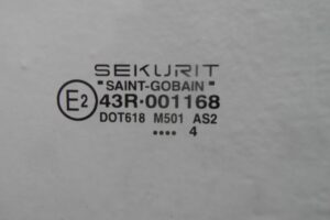 Изображение товара 106523 - 00106523 steklo dveri perednej pravoj Toyota Matrix 2