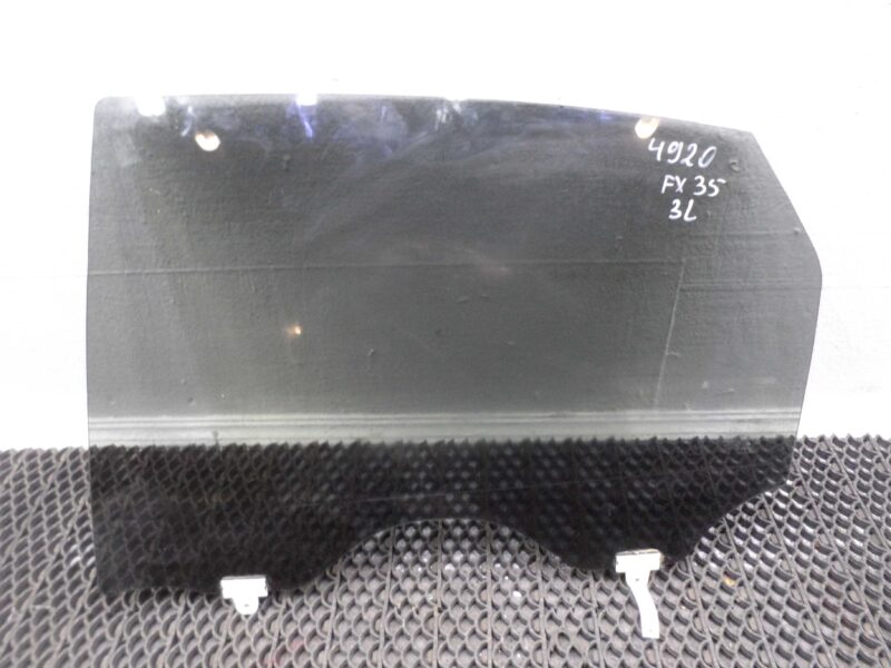 Изображение товара 106775 - 00106775 steklo dveri zadnej levoj