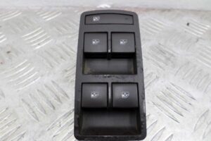 Изображение товара 220379 - 00106915 knopka steklopodemnika 