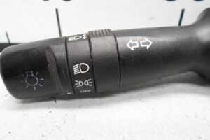 Изображение товара 107043 - 00107043 pereklyuchatel podrulevoj (strekoza) Audi TT 1