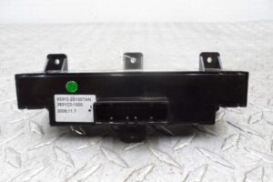 Изображение товара 107084 - 00107084 knopka salona Mercedes CLA 3