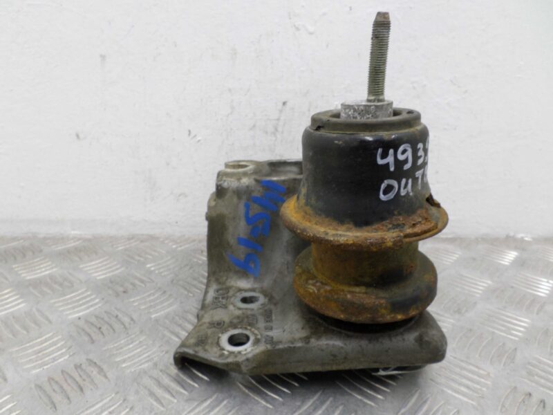 Изображение товара 107093 - 00107093 podushka krepleniya dvigatelya