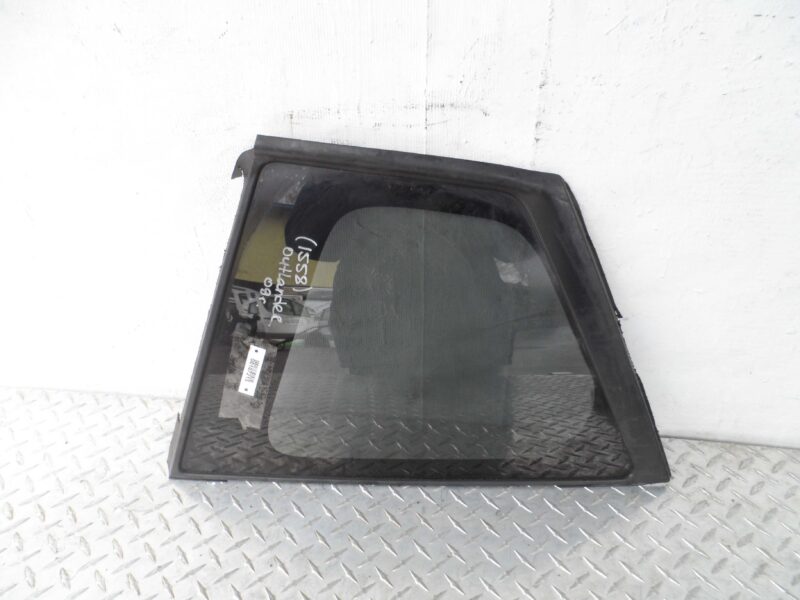 Изображение товара 107215 - 00107215 steklo kuzovnoe pravoe