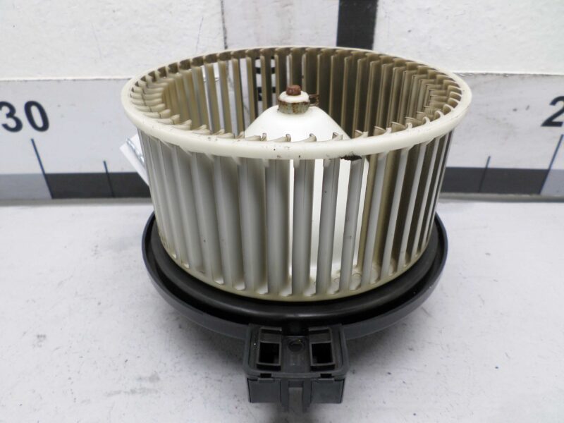 Изображение товара 107667 - 00107667 ventilyator otopitelya (motorchik pechki) Citroen Berlingo