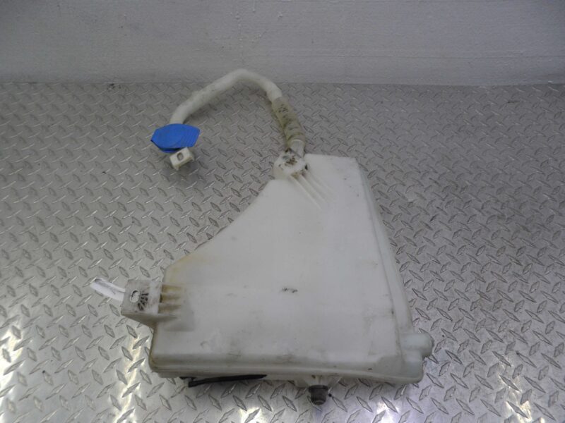 Изображение товара 107731 - 00107731 bachok omyvatelya Toyota Corolla Verso