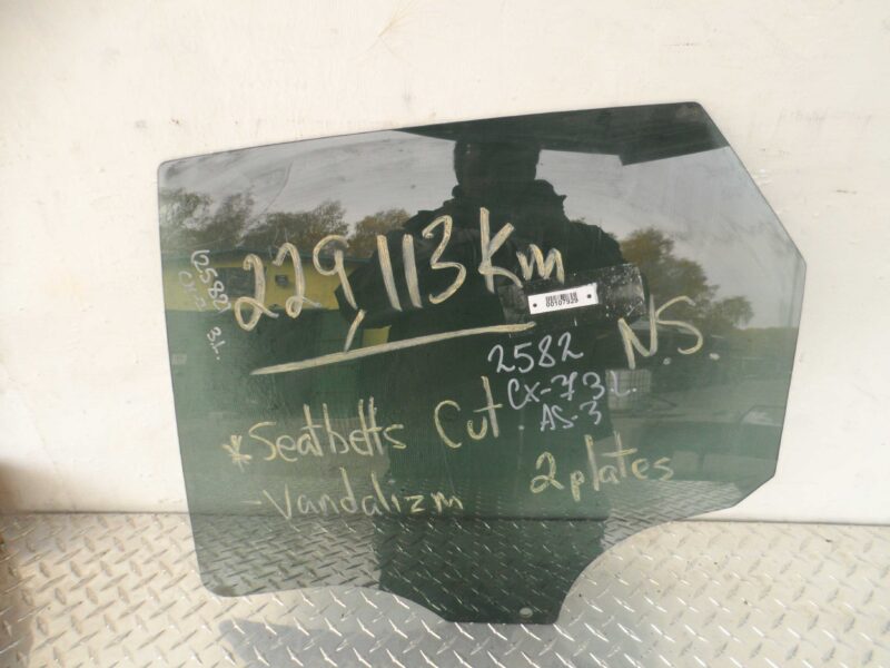 Изображение товара 107929 - 00107929 steklo dveri zadnej levoj Citroen Berlingo