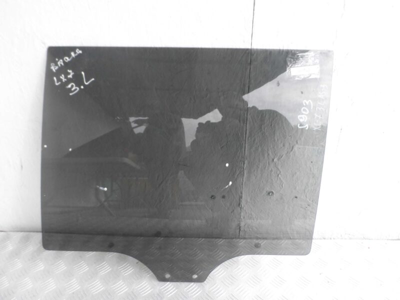 Изображение товара 107998 - 00107998 steklo dveri zadnej levoj Porsche Macan