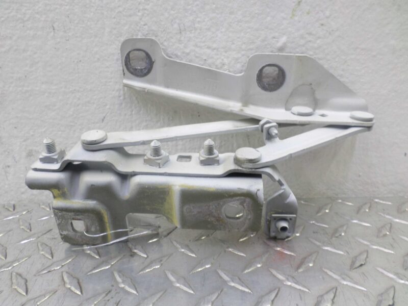 Изображение товара 108274 - 00108274 petlya kapota pravaya