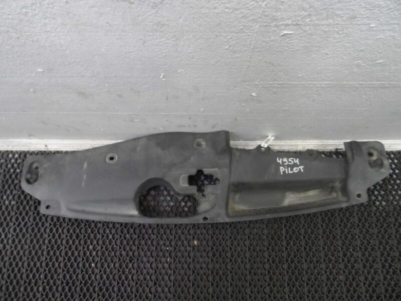 Изображение товара 108318 - 00108318 kozhukh zamka kapota