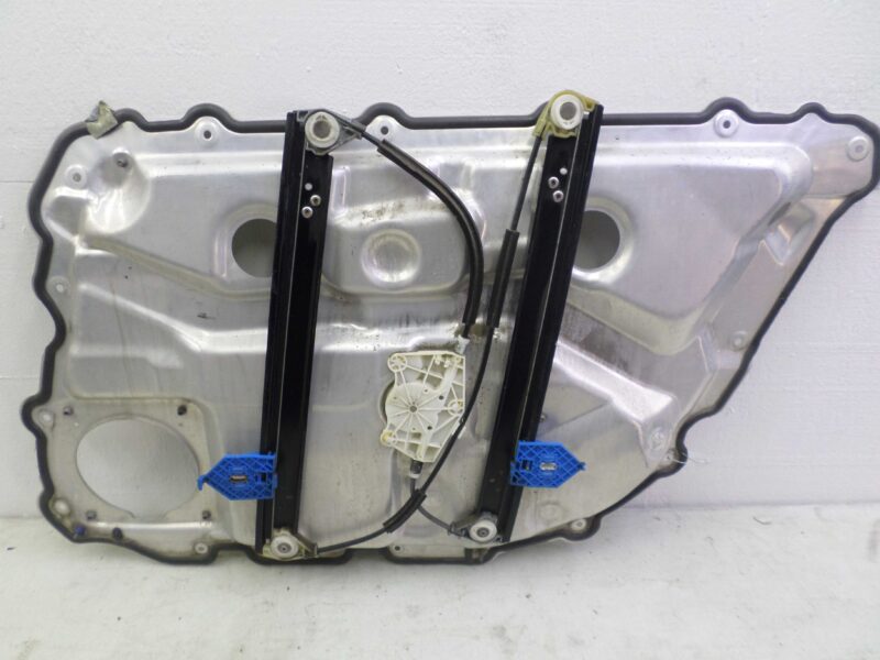 Изображение товара 108365 - 00108365 steklopodemnik zadnij levyj