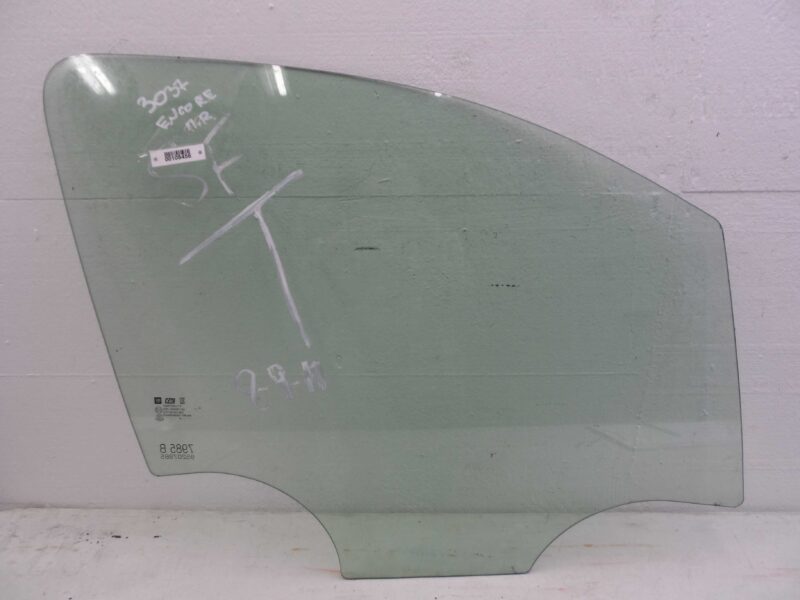 Изображение товара 108456 - 00108456 steklo dveri perednej pravoj