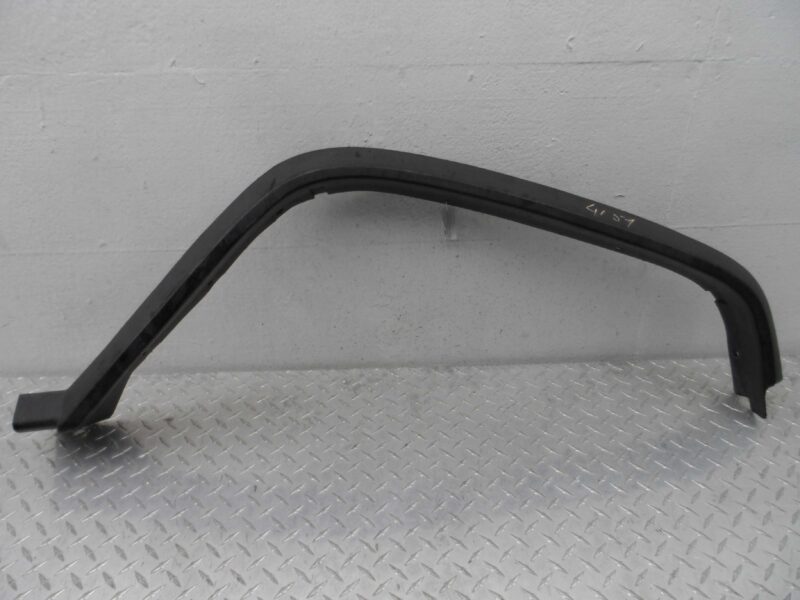 Изображение товара 108606 - 00108606 nakladka zadnego levogo kryla Toyota Venza