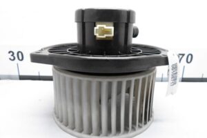 Изображение товара 108717 - 00108717 ventilyator otopitelya (motorchik pechki) Porsche Macan 3