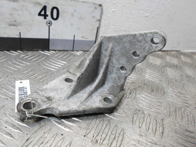 Изображение товара 108737 - 00108737 kronshtejn dvigatelya Lexus LS