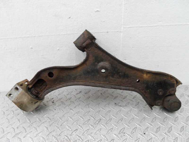 Изображение товара 108864 - 00108864 rychag perednij levyj nizhnij Pontiac Vibe