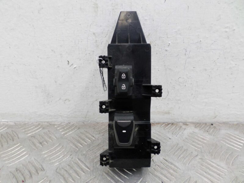 Изображение товара 108940 - 00108940 knopka steklopodemnika Pontiac TransSport