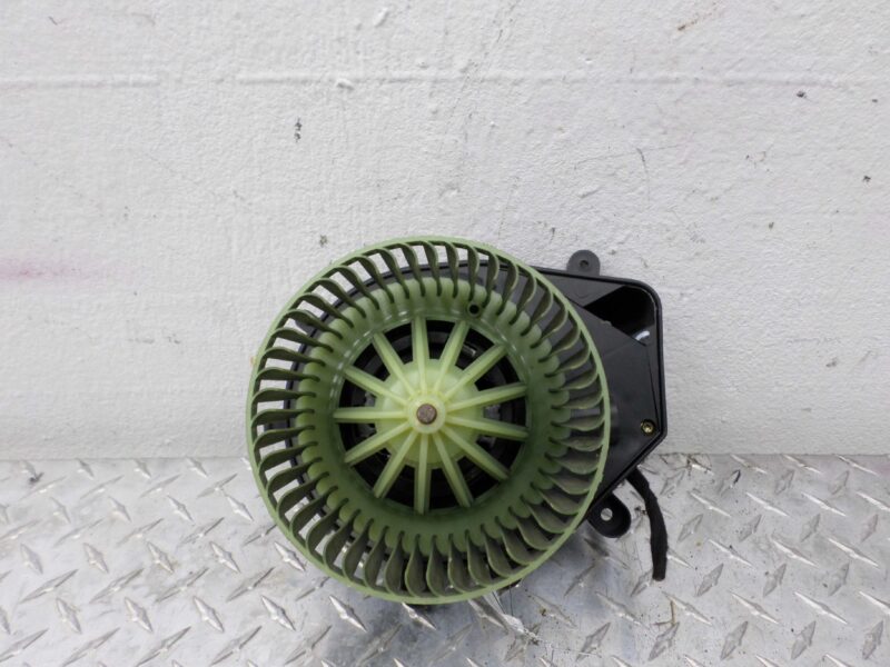 Изображение товара 109016 - 00109016 ventilyator otopitelya (motorchik pechki) Volkswagen Up